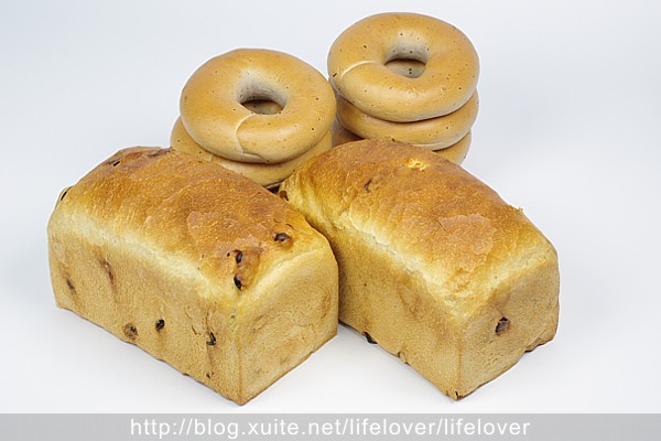 裸麥葡萄吐司 & 藍莓培果 裸麥葡萄吐司 & 藍莓培果