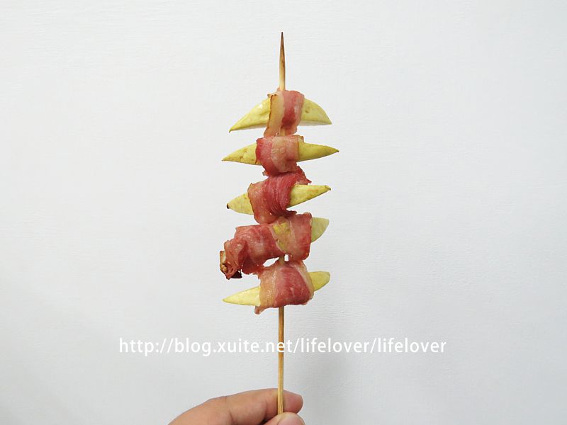 培根裹個芭樂!! (不好吃) 培根裹個芭樂!! (不好吃)