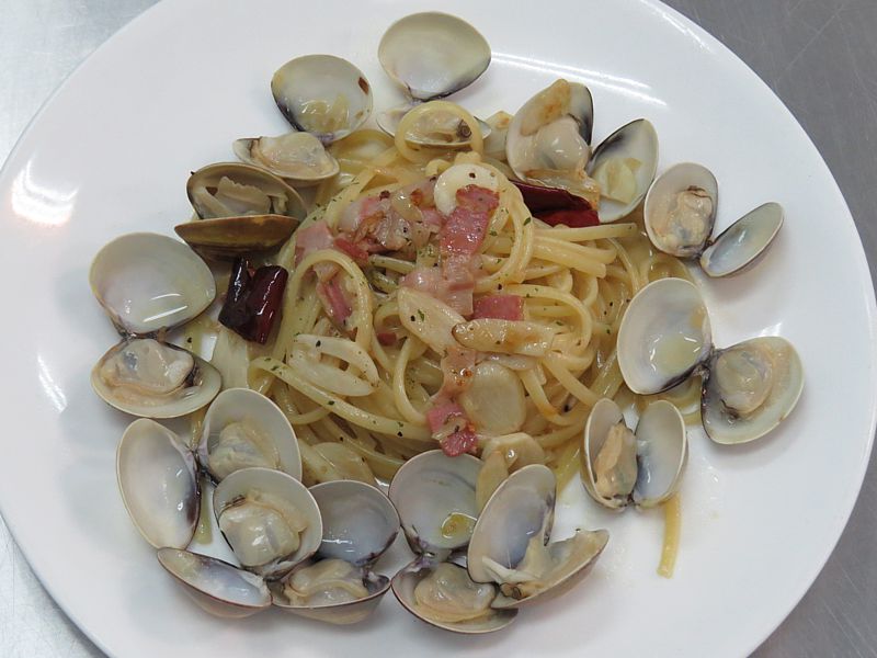 烘焙 交換 奶油培根蛤蜊麵~ 20130324 烘焙 交換 奶油培根蛤蜊麵~ 20130324