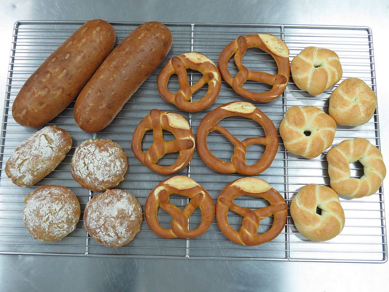 烘焙德語: 烘焙 交換 德語 活動 ~ 20140222 製作德式麵包~ 烘焙德語: 烘焙 交換 德語 活動 ~ 20140222 製作德式麵包~