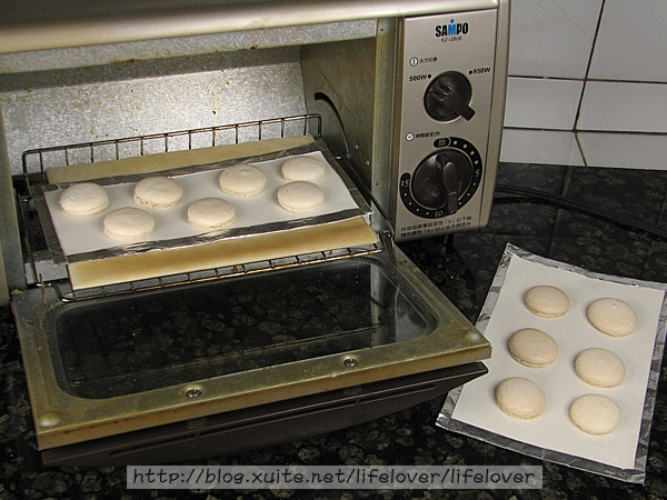 小烤箱烤馬卡龍, 簡單又有型~