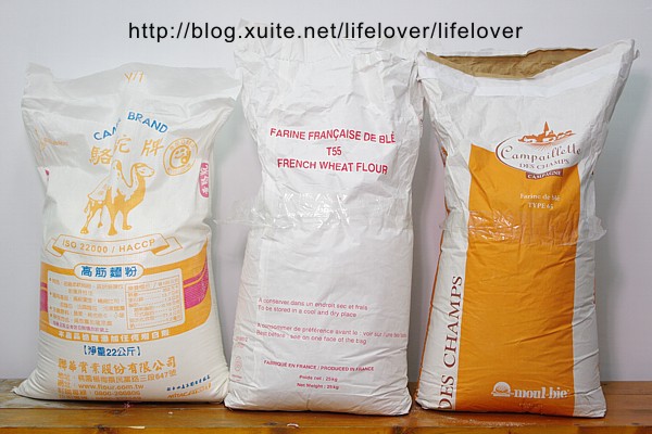使用法國麵粉T55 & T65 製做法國麵包baguette