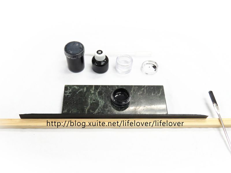 塗邊油  皮包訂製  製作過程之一